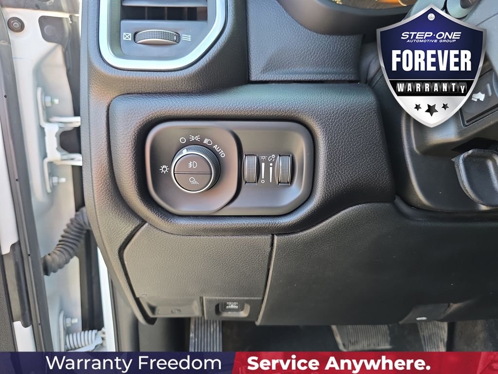 Used 2025 White Ram Laramie image 21