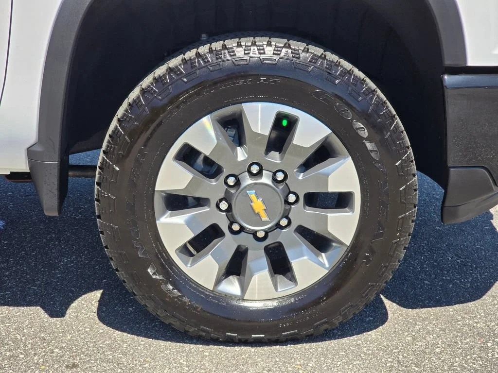 2026 Chevrolet Silverado 2500 HD Custom - Photo 14