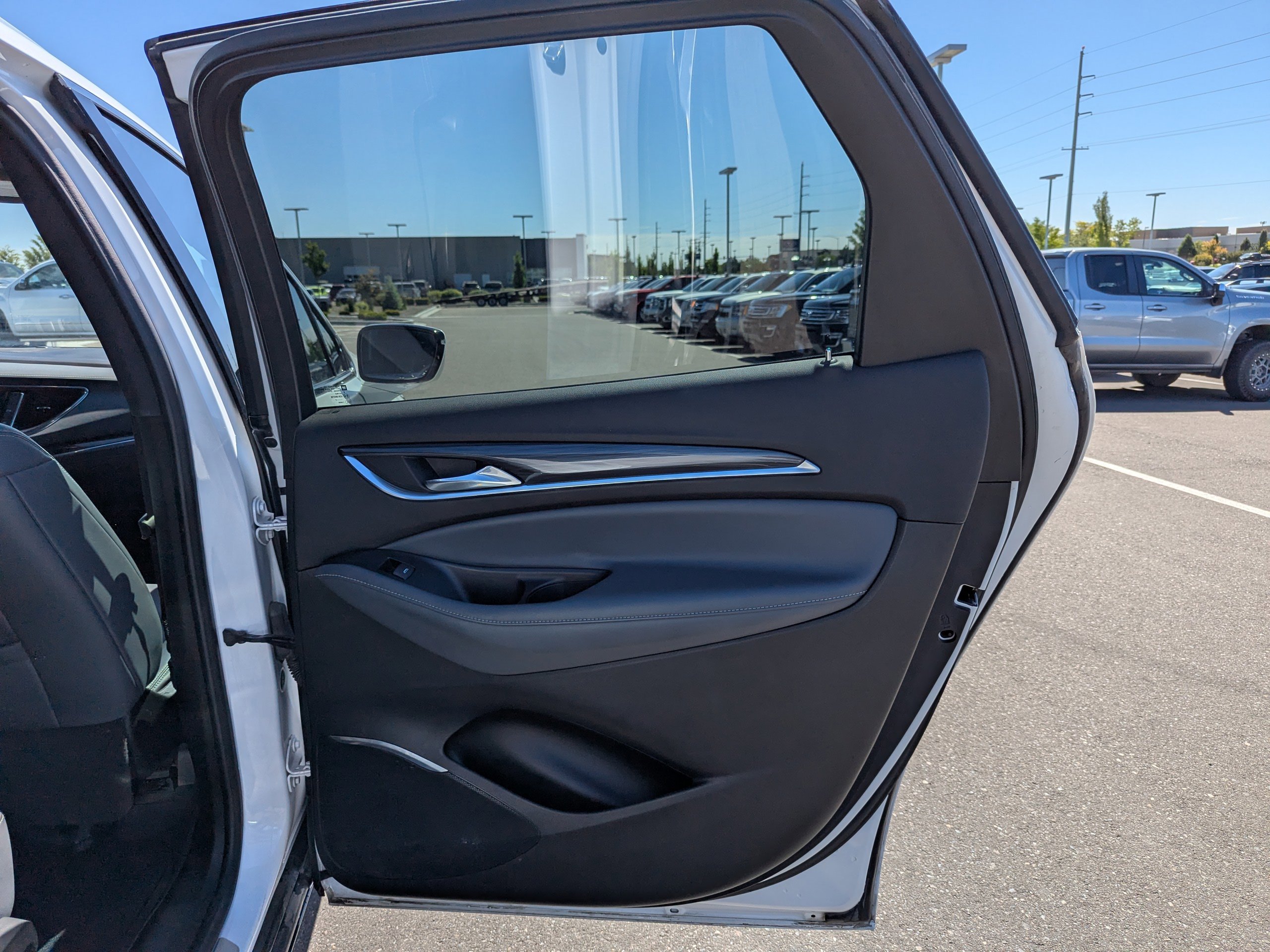 2022 Buick Enclave Essence - Photo 39