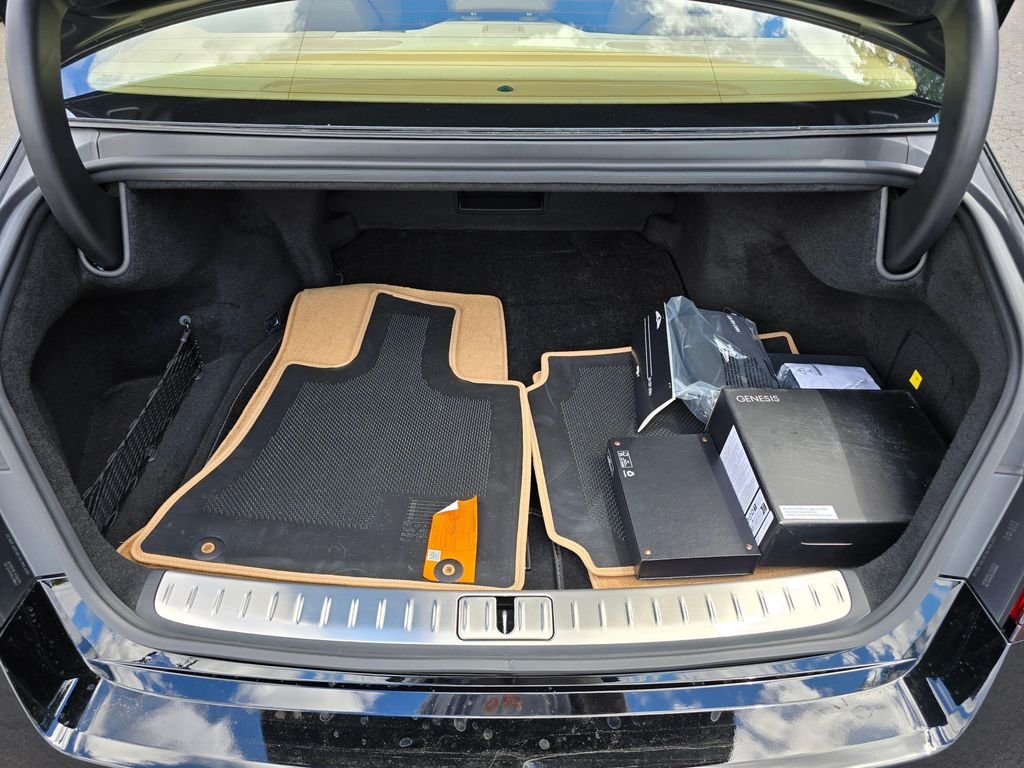 New 2026 Maui Blue Genesis 3.5T E-SC MHEV image 14