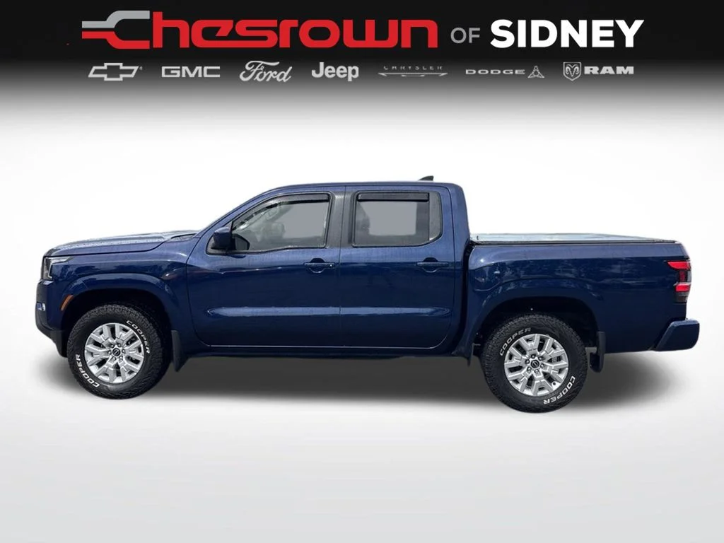 Used 2022 Blue Nissan SV image 2