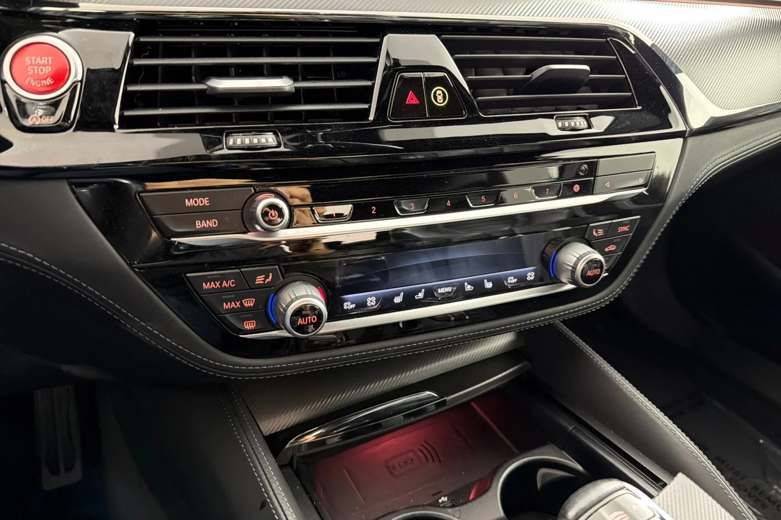 Used 2023 BLACK SAPPHIRE BMW Sedan image 19