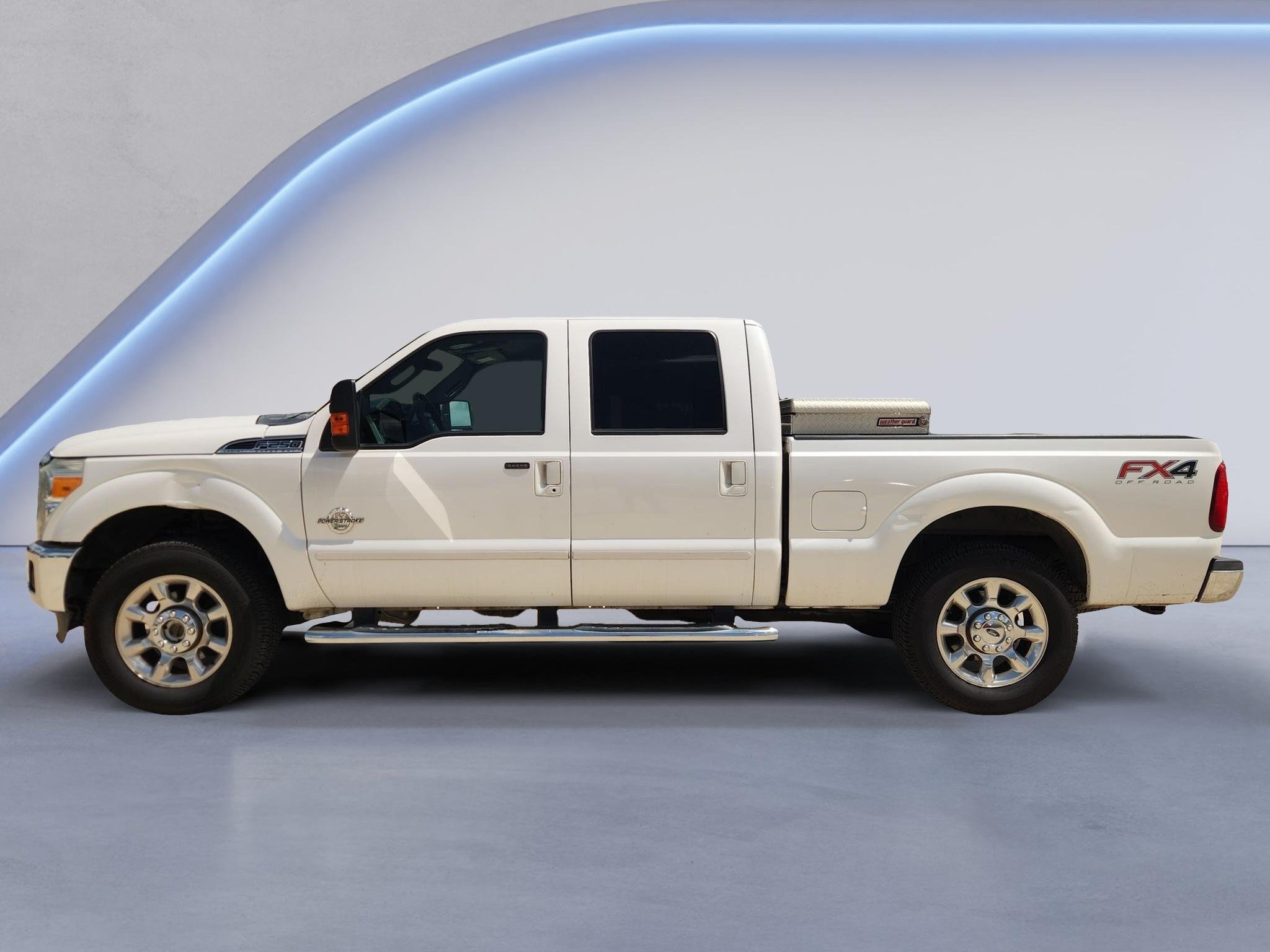 Used 2015 White Platinum Metallic Tri-Coat Ford Lariat image 5