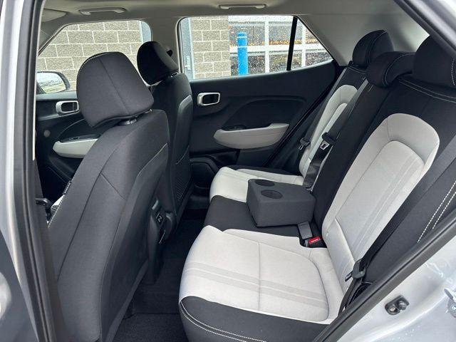 New 2026 Shimmering Silver Hyundai SEL image 64
