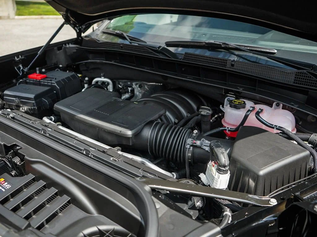 2026 GMC Sierra 1500 SLT - Photo 6