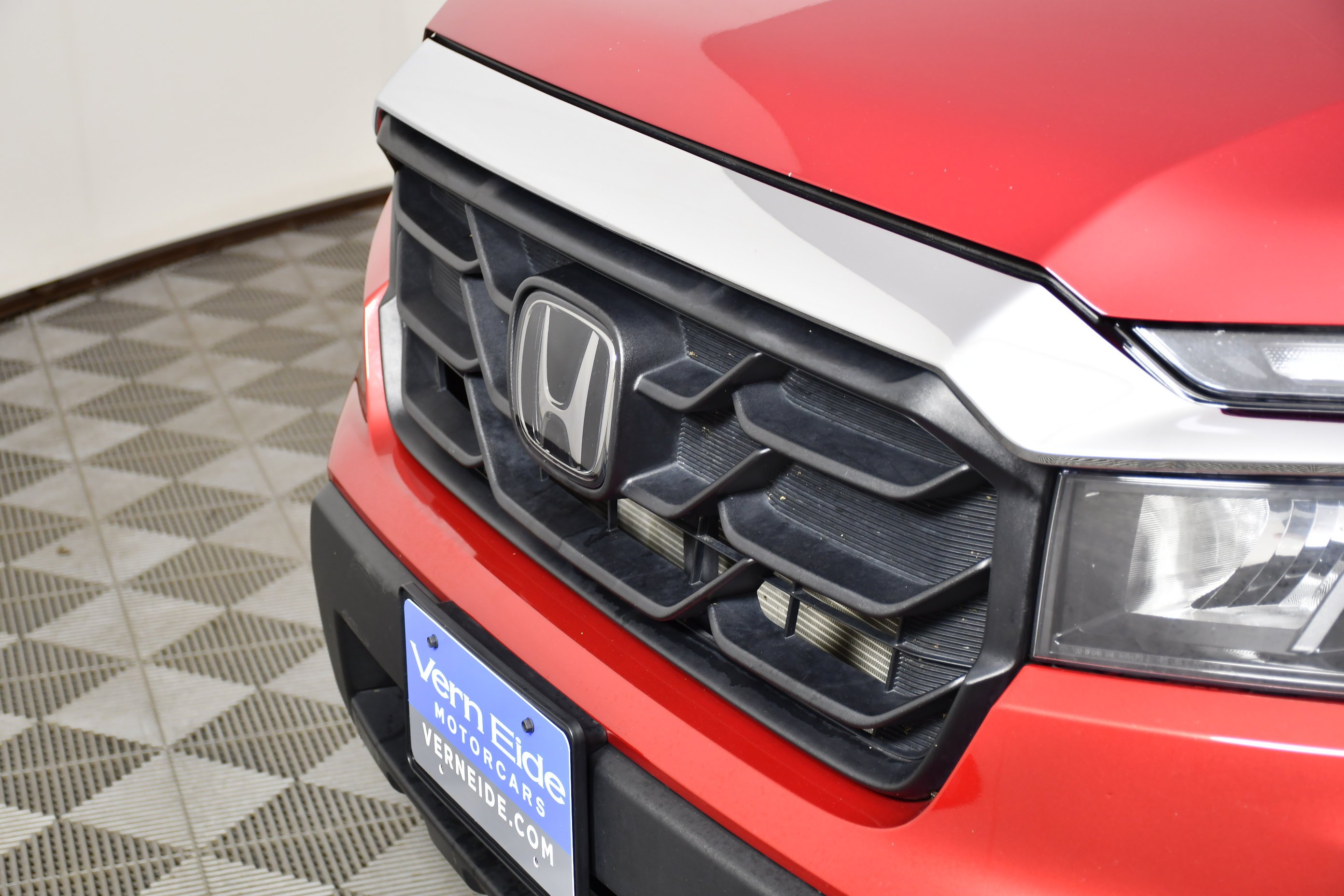 Certified Used 2023 Radiant Red Honda RTL image 11