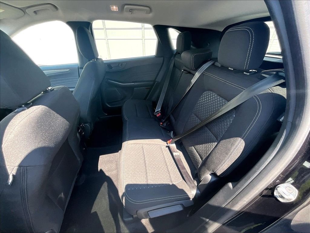 Used 2024 Black Ford Active image 15