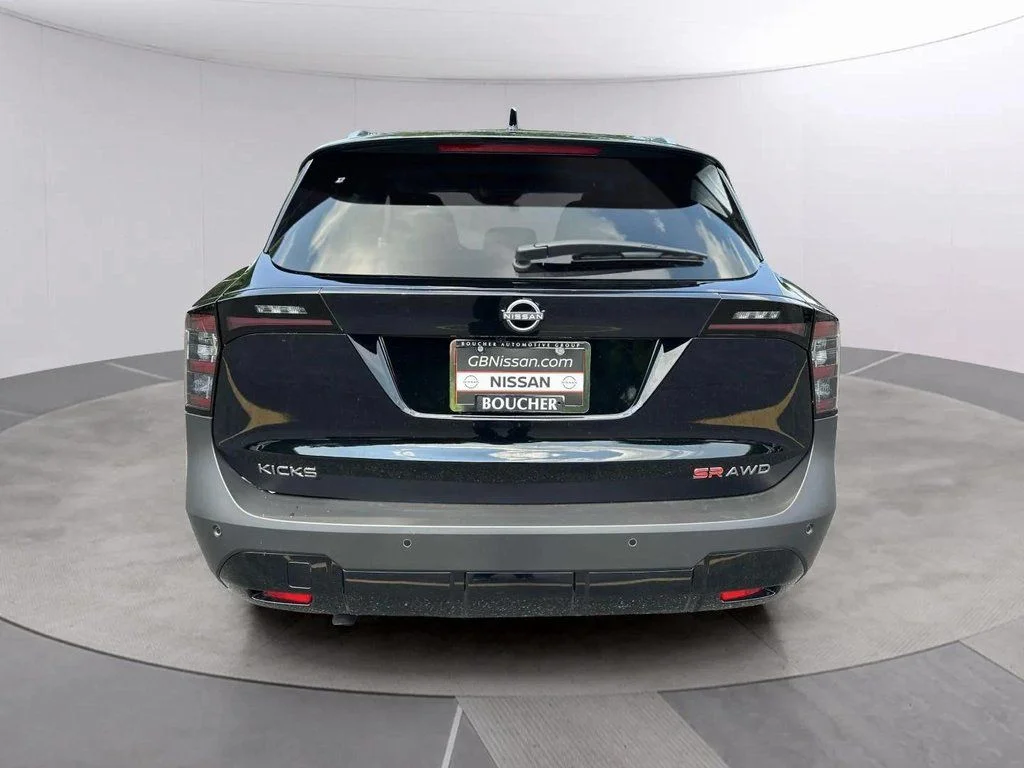 2025 Nissan Kicks SR AWD - Photo 4