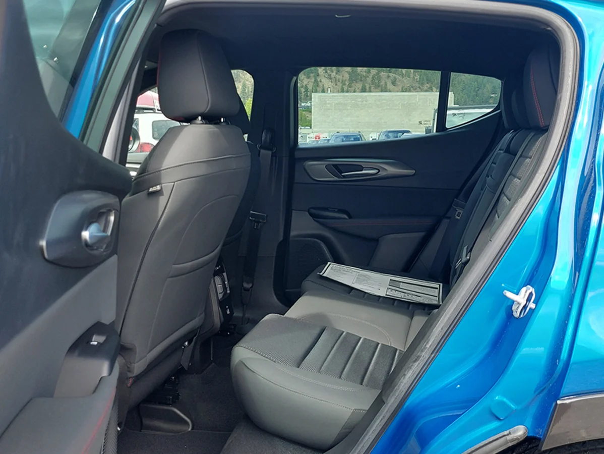 Used 2024 Blue Dodge R/T PHEV EAWD image 11