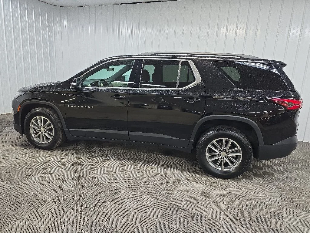 Used 2023 Black Chevrolet LT Leather image 4