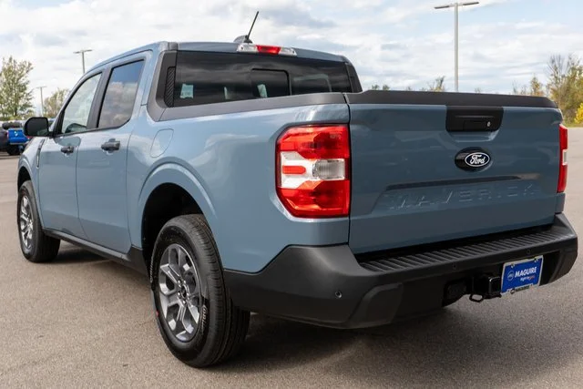 New 2026 Gray Ford XLT image 7