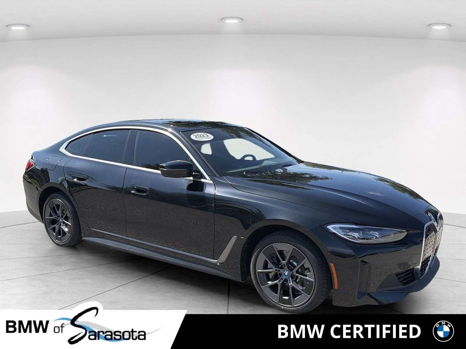2023 BMW i4 eDrive35's photo