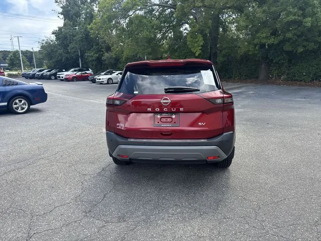 Used 2023 Red Nissan SV image 6