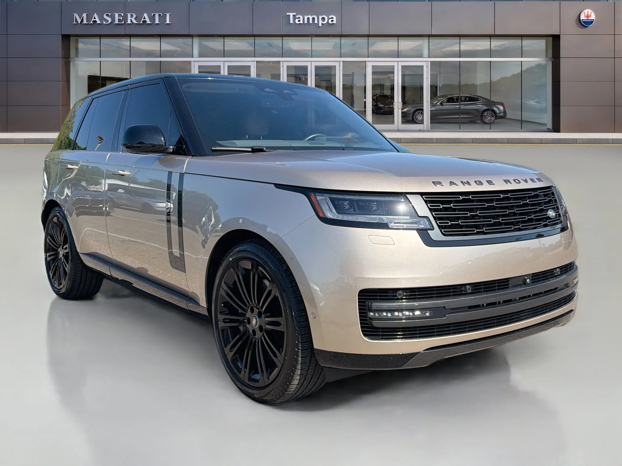 2024 Land Rover Range Rover 4.4 SE SWB's photo