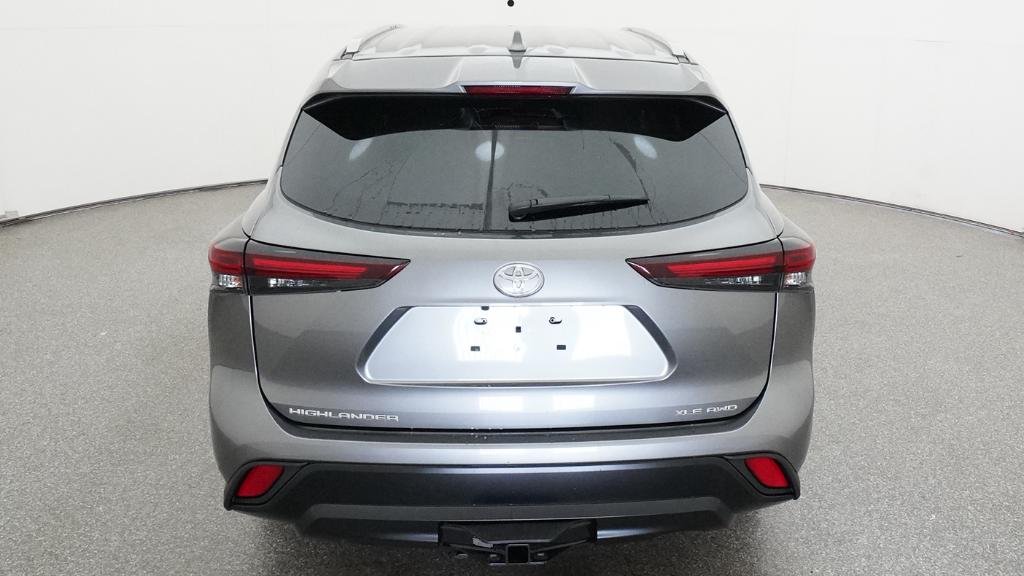 New 2026 Heavy Metal Toyota XLE image 19