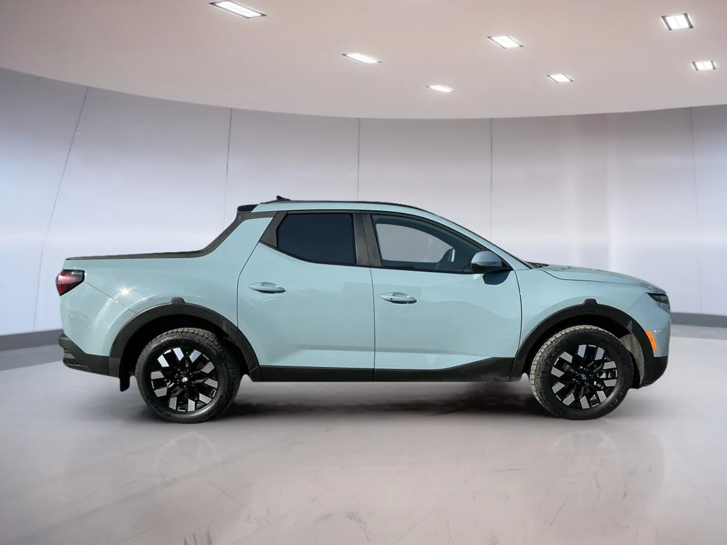 Used 2025 Blue Hyundai Preferred image 7