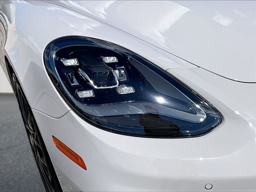 Used 2023  Porsche 4 Platinum Edition image 12