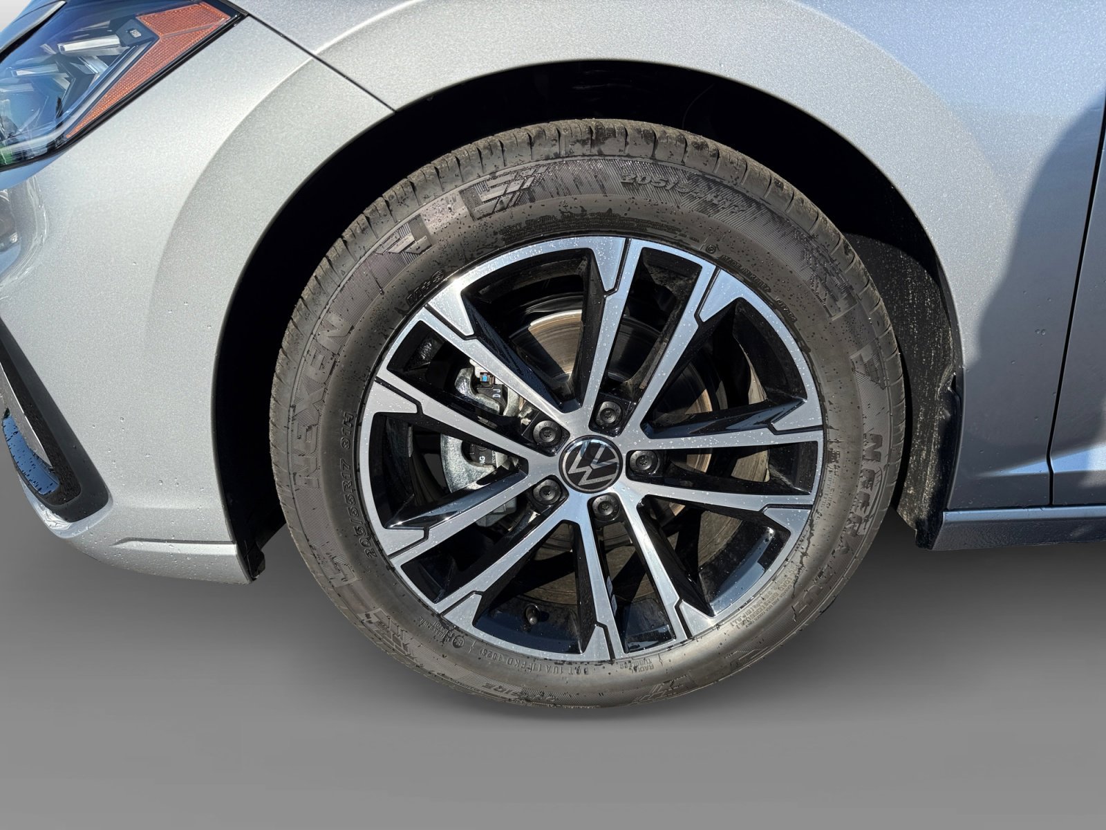 New 2026 Pyrite Silver Volkswagen Sport image 9
