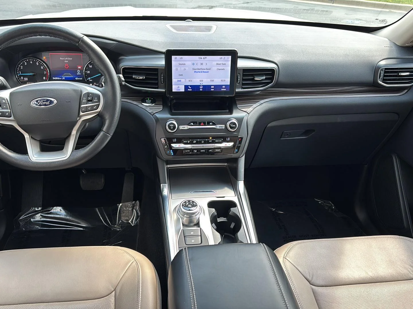Used 2020 Star White Metallic Tri-Coat Ford Limited image 9