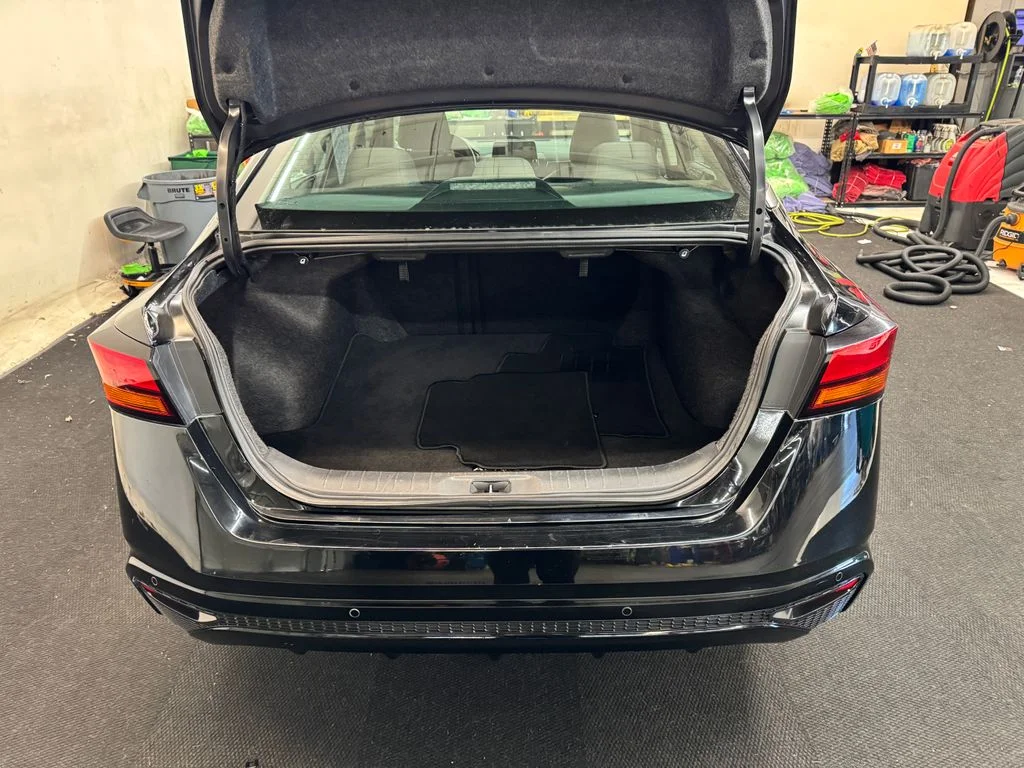 Used 2024 Black Nissan 2.5 SV image 6