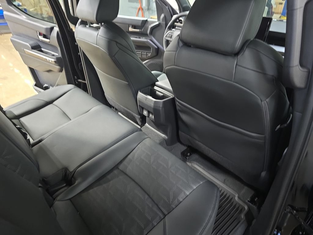 2025 Toyota Tacoma TRD Off Road - Photo 13