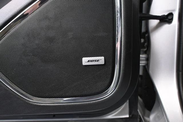 Used 2020 Silver GMC SLE image 16