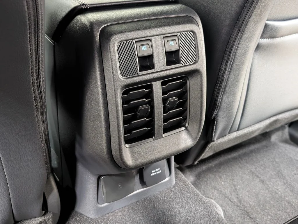 New 2026 Shadow Black Ford Outer Banks® image 17