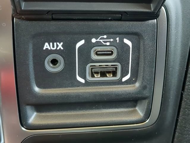 New 2026 Reign Exterior Paint Jeep Sahara image 24