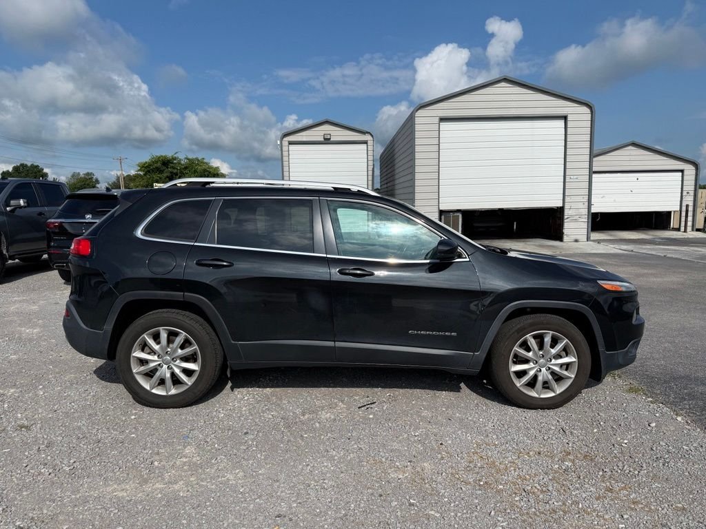 Used 2016 Black Jeep Limited image 17