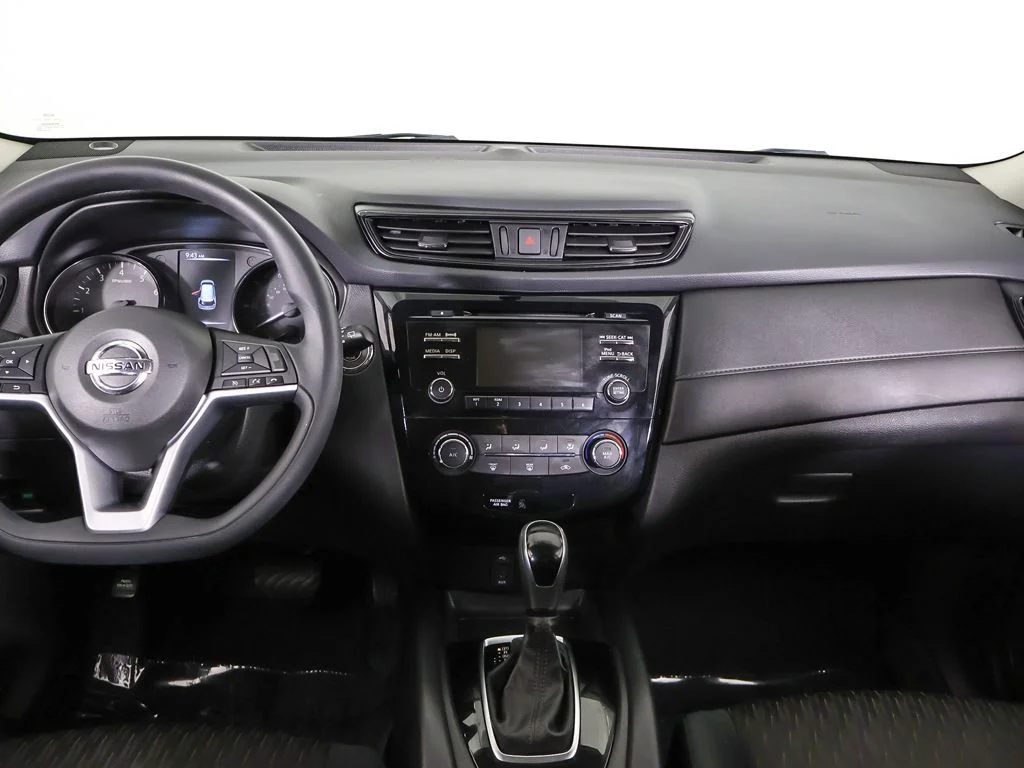Used 2017 White Nissan SV image 32