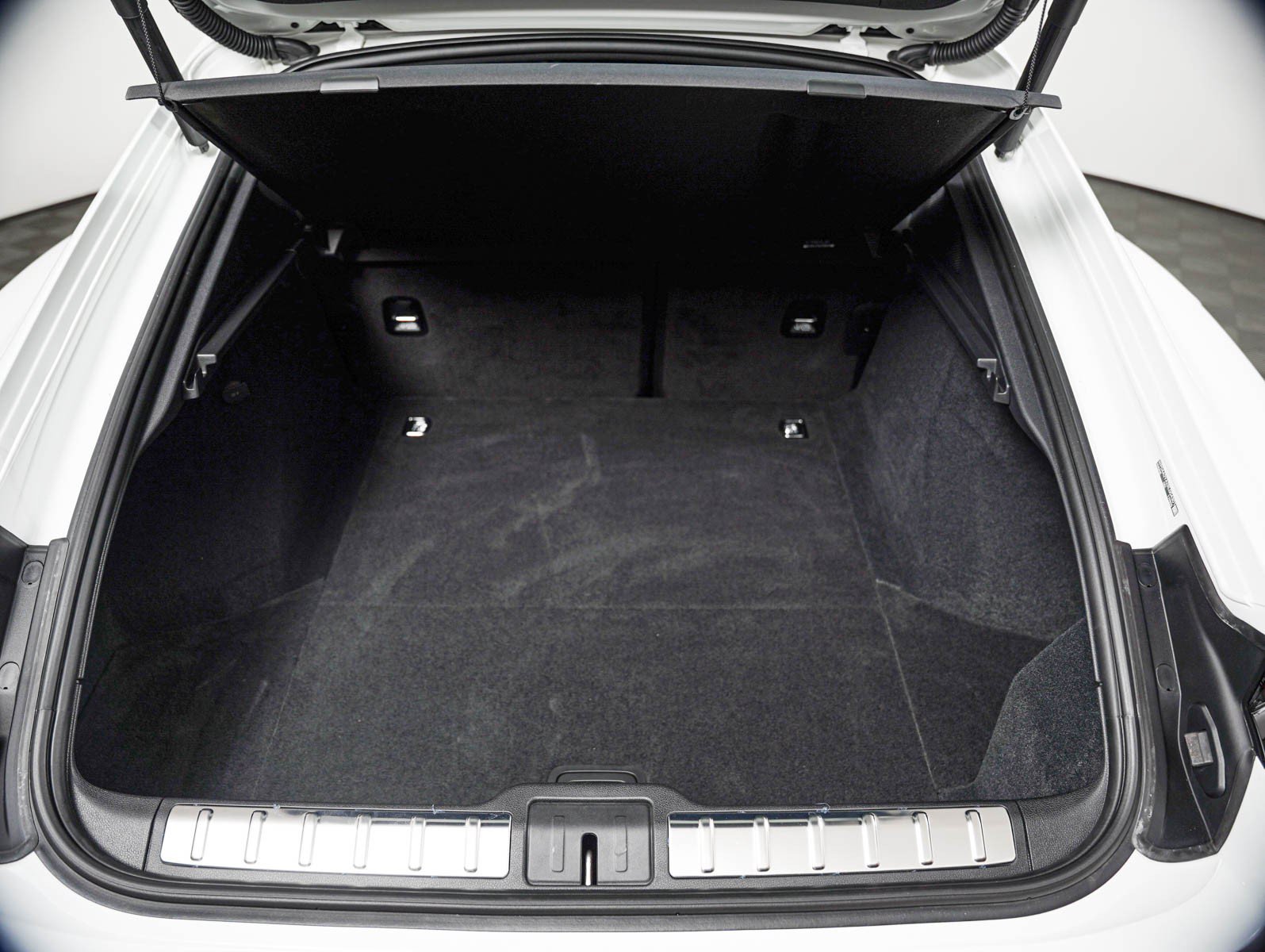 Certified Used 2024 White Porsche  image 28