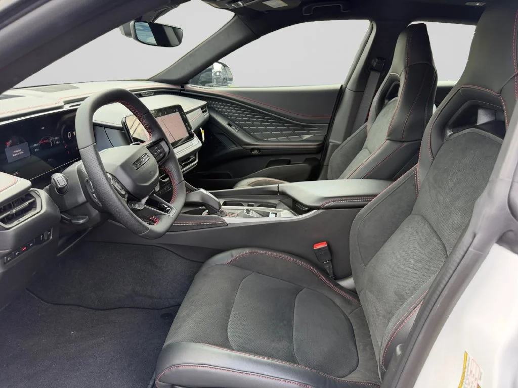 2026 Dodge Charger Daytona Scat Pack - Photo 10