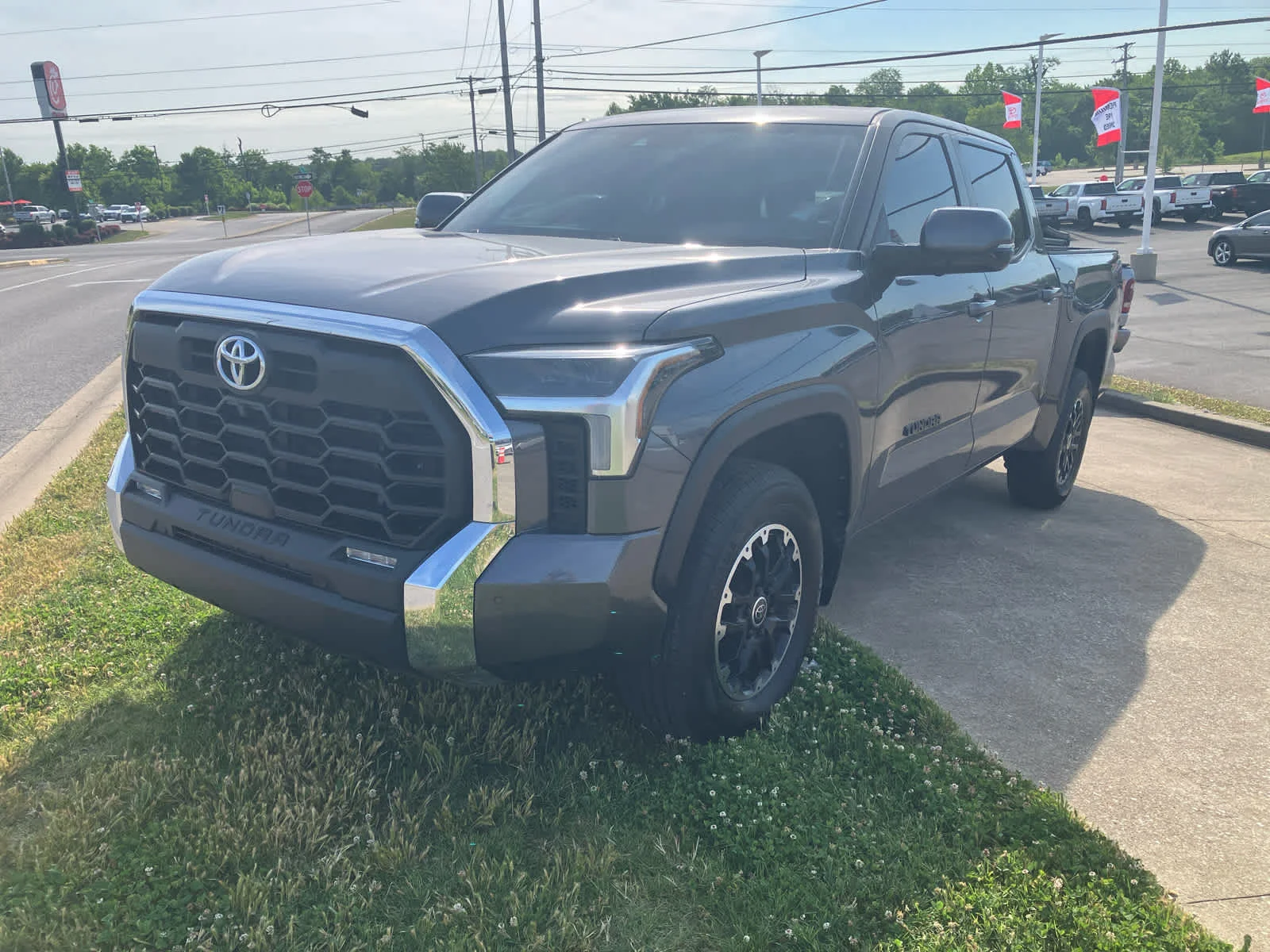 Used 2024 Magnetic Gray Metallic Toyota SR5 image 3