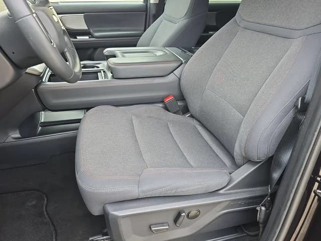 Certified Used 2025 Agate Black Metallic Ford Active image 17