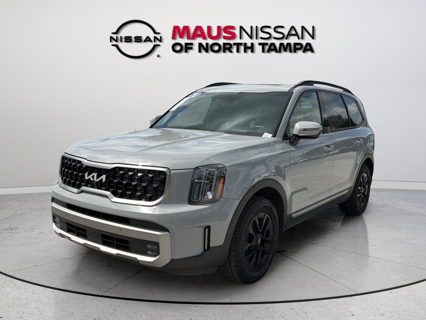 Used 2023  Kia SX X-Pro image 4