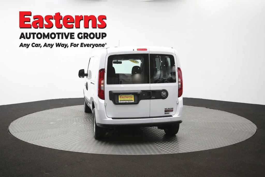 Used 2022 White Ram Base image 35