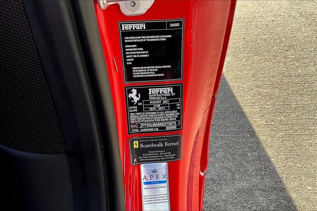 Used 2022 Rosso Corsa Ferrari  image 17