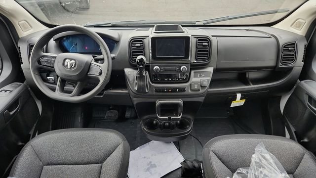 Used 2025 White Ram Base image 10