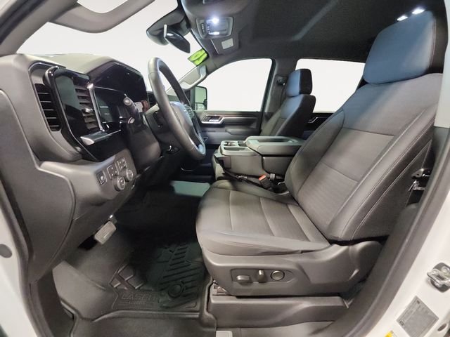 Used 2026 White Chevrolet LT image 9