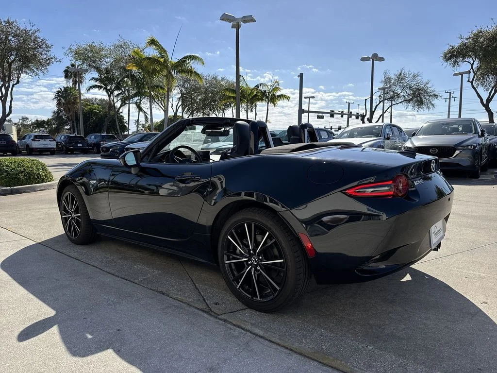 2025 Mazda MX-5 Miata Grand Touring - Photo 26