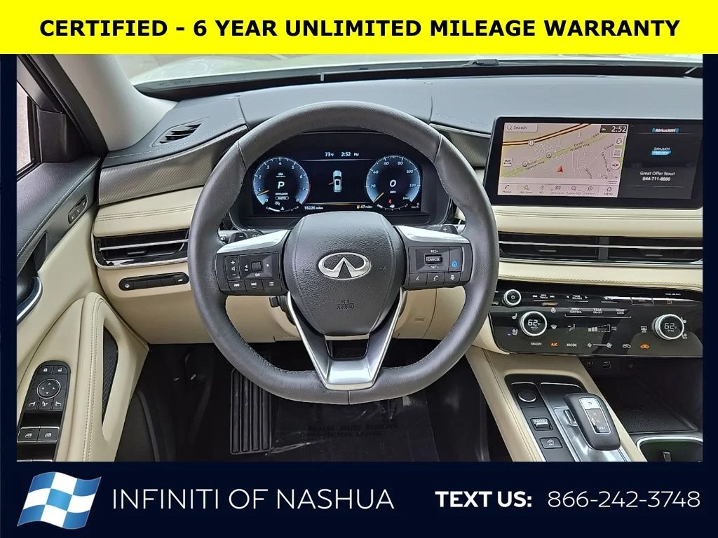 Certified Used 2024 White INFINITI LUXE image 9
