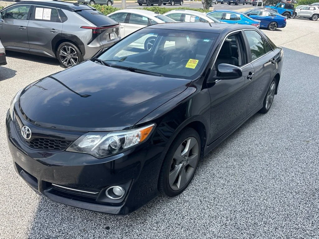 Used 2012 Black Toyota SE image 1