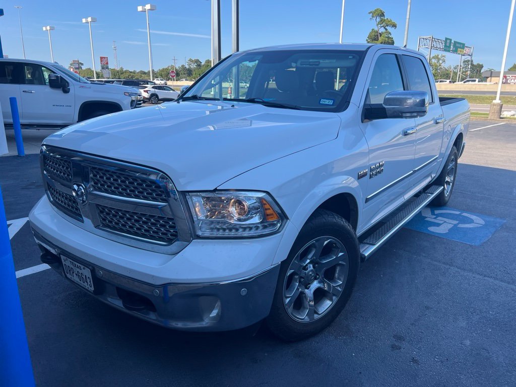 2014 RAM 1500 Pickup Laramie