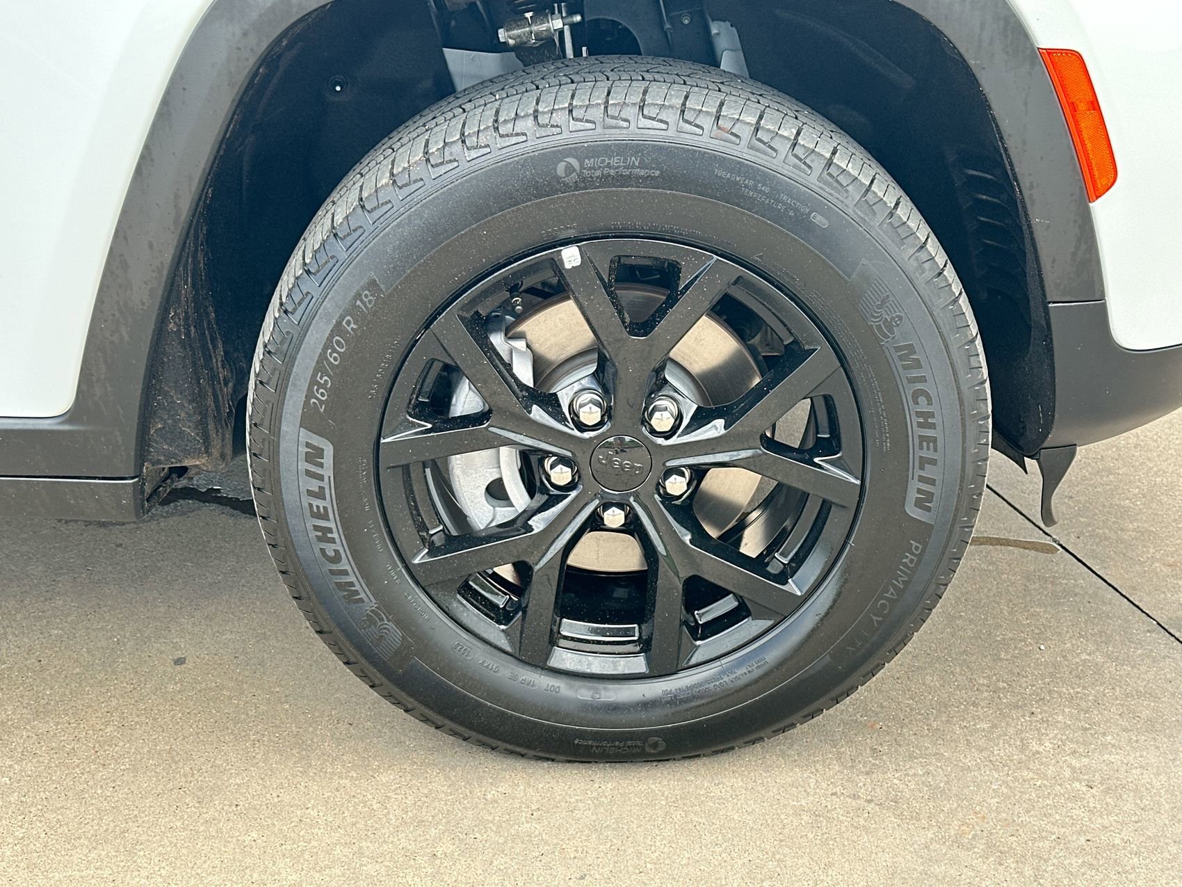 Used 2025 Bright White Clearcoat Jeep Altitude image 10