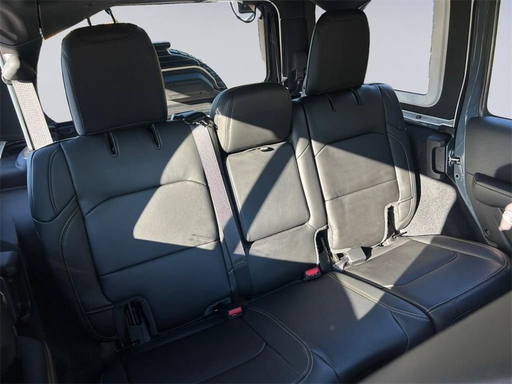 2025 Jeep Wrangler 4-Door Rubicon 392 Final Edition - Photo 18