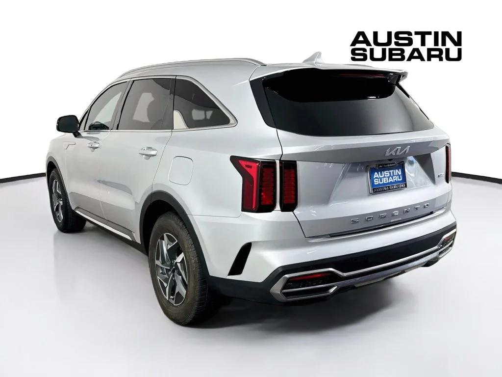 Used 2022 Silver Kia EX image 5