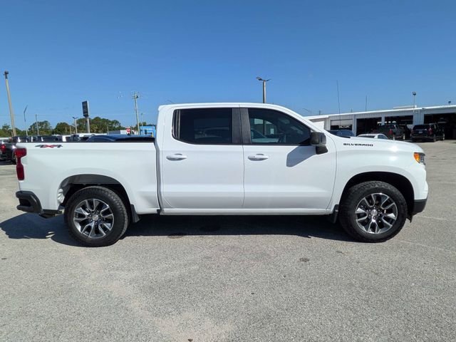 Used 2024 White Chevrolet LT image 2