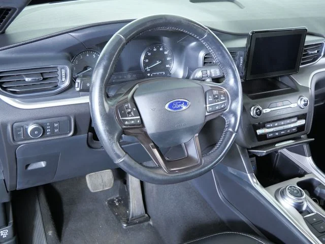 Certified Used 2020 Silver Ford XLT image 21