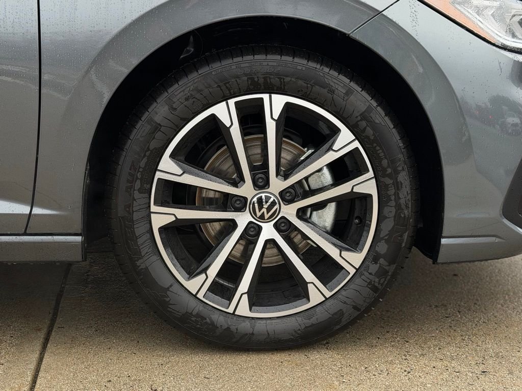 2026 Volkswagen Jetta Sport - Photo 8