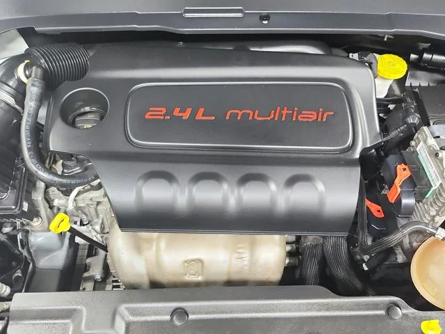 Used 2022 White Jeep Trailhawk image 17